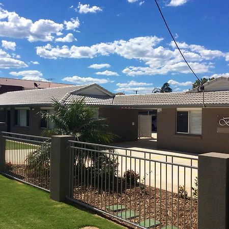 Bottletree Apartments On Garget Toowoomba Cameră foto
